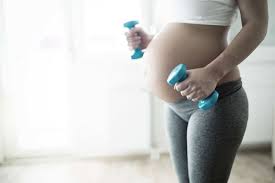 vadba med nosecnostjo